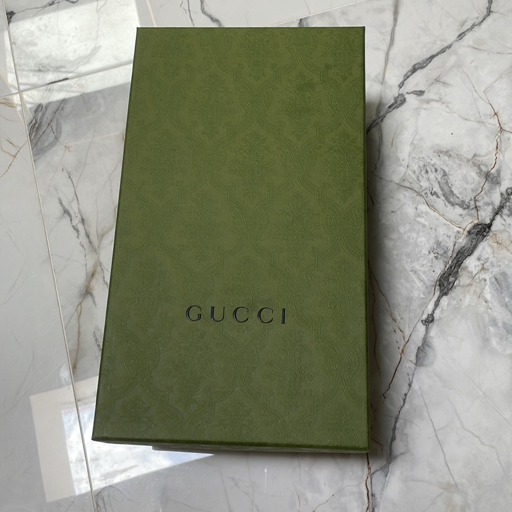 Gucci Limited Edition SCREENER TIGER 🐯 SNEAKERS - Picture 12 of 17